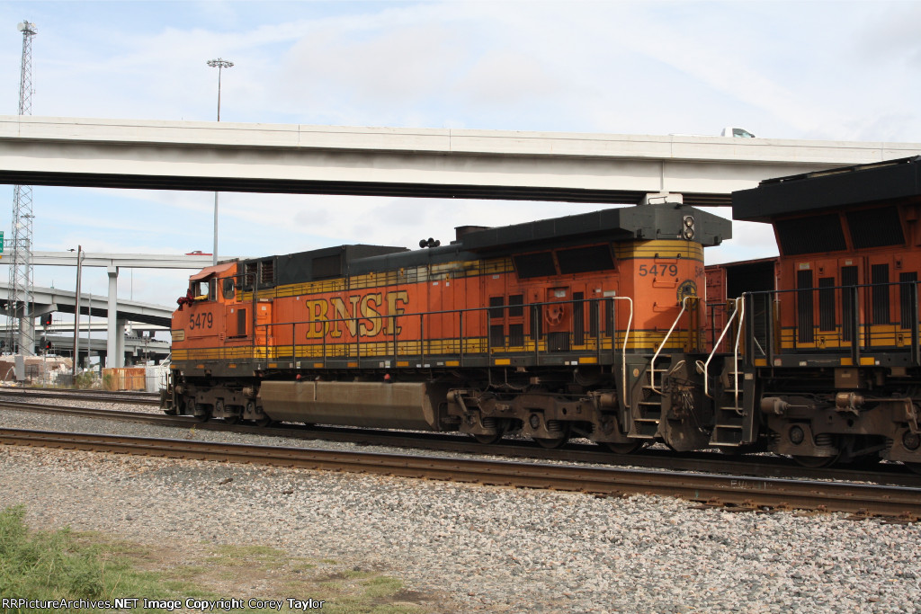 BNSF 5479